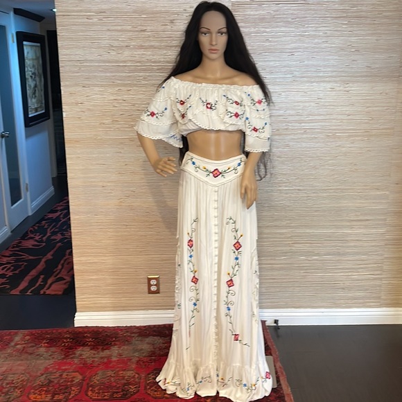 FILLYBOO CONVERTIBLE MAXI DRESS SKIRT BNWT!! Floral embroidery Boho - Picture 2 of 14